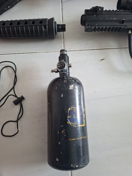 Equipamento de paintball