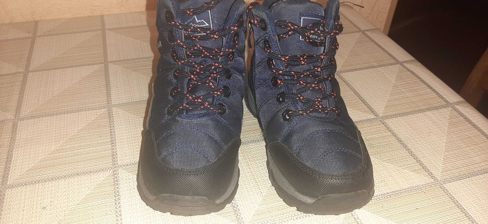 Дитячі зимові чобітки