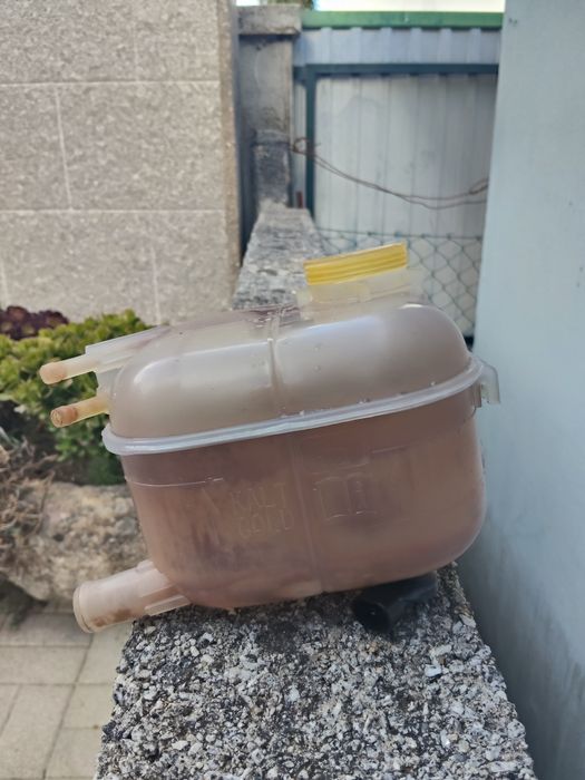 Depósito de água para Opel Astra H