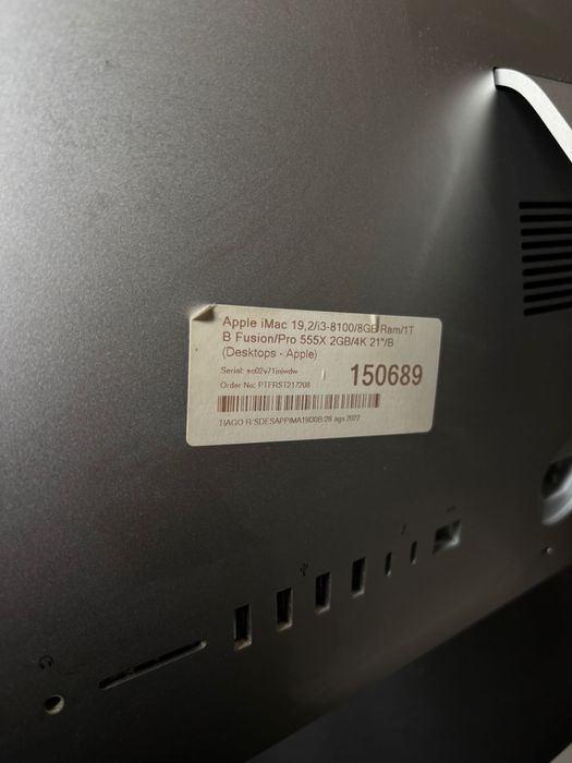 Apple iMac 21.5 4K 2019 – 16GB RAM / Radeon 555X – Bom estado