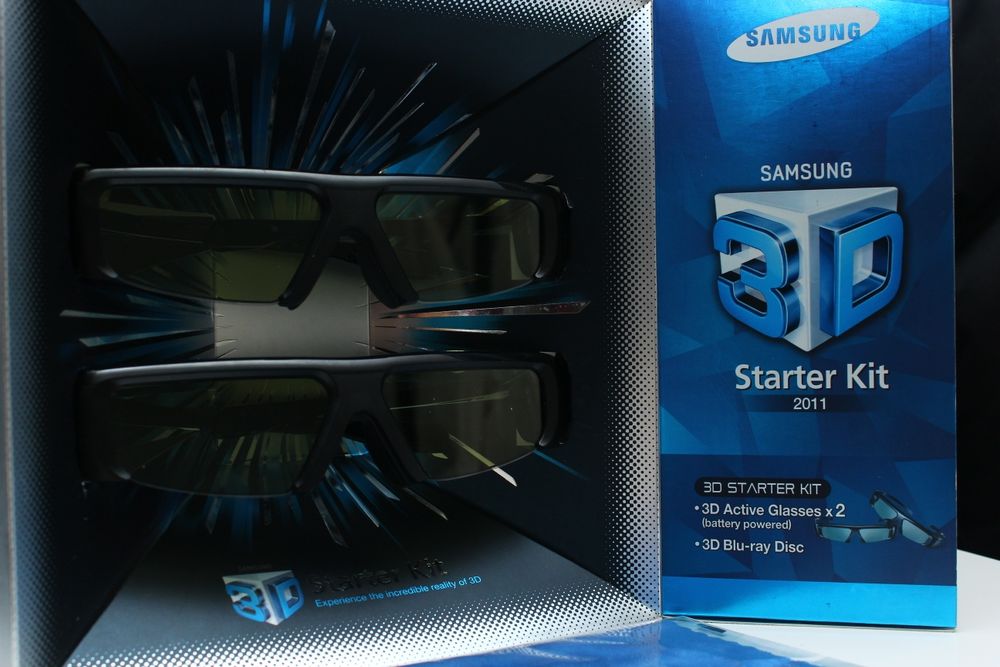 Samsung 3D Starter Kit 2011 with 3D Glasses64284475047425123