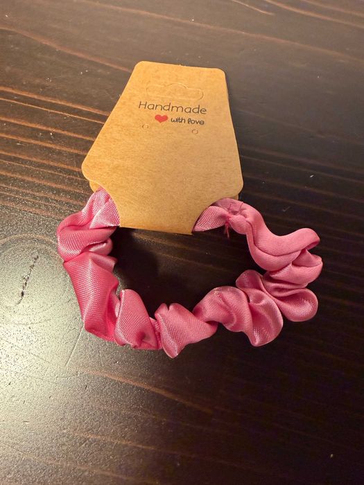 satynowa gumka do włosów