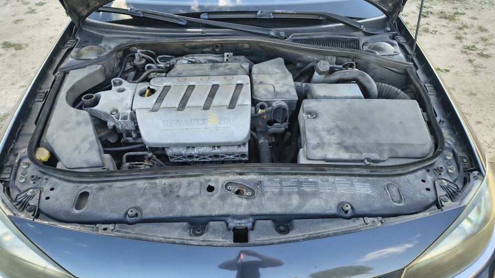 Renault Laguna II lift 2.0 16v benzyna klimatronik