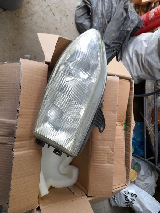 Faróis frente fiat palio