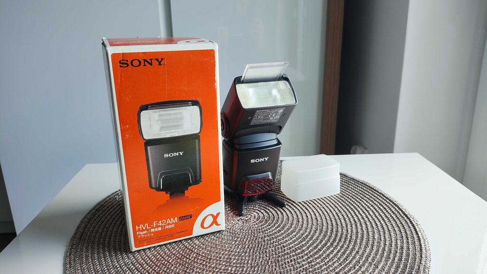 ソニー SONY フラッシュ HVL-F42AM 6g7v4d0 HVL-F42AM 商品の写真 | デジタル一眼カメラα（アルファ） | ソニー