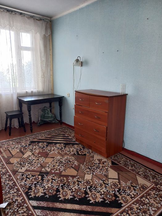 Продам 1-но кімнатну квартиру,вул.Клосовського