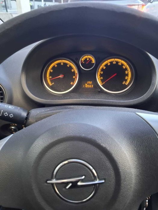 Opel Corsa 1.2, 2012, muito bom estado