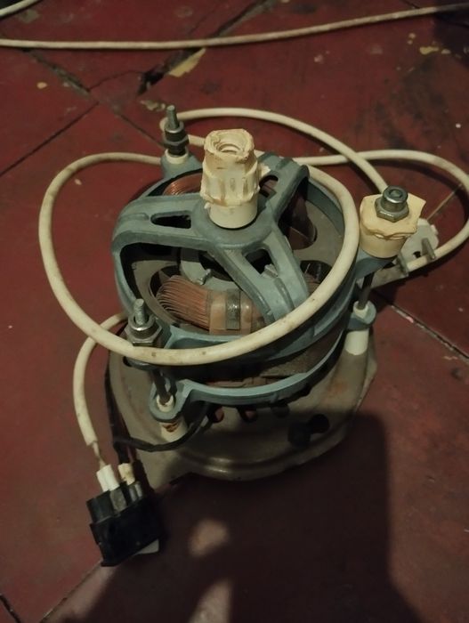 двигатель соковыжималка СВСП 202 Росинка