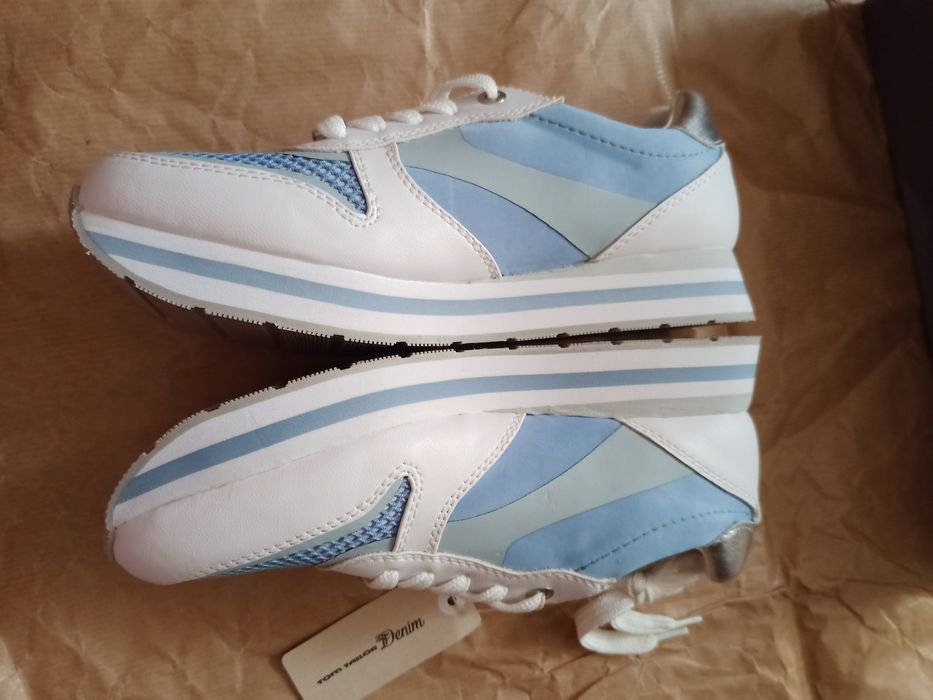 Błękitne sneakersy na platformie Tom tailor 38 wkładka ok 25 cm