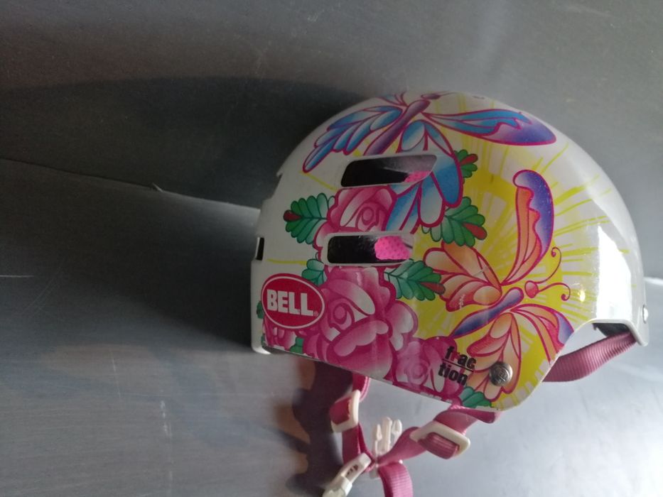 Kask Bell skate rolki narty snowboard
