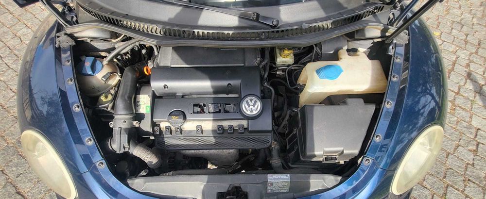 Automovel Volkswagen Beetle Cabriolet