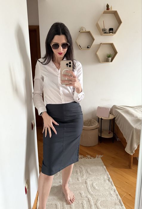 Красива спідниц з нової колекції COS