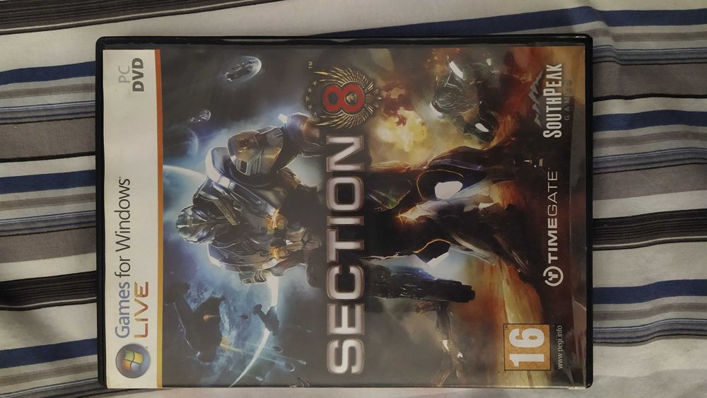 Jogo Section 8 para PC