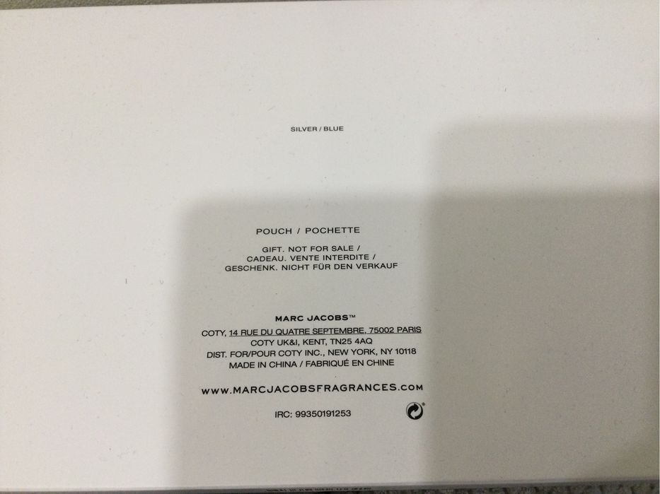 Оригінал фірмова косметичка  Marc Jacobs в коробці