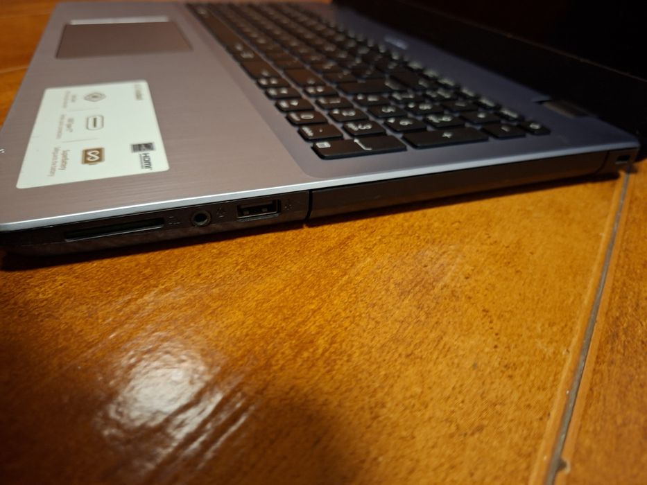 Portátil Asus A542U i5 c/ Nvidia 930MX