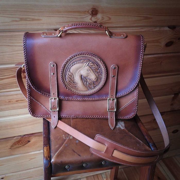 Torba skórzana w stylu western ręcznie szyta i zdobiona