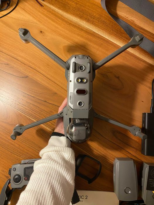 DJI Mavic 2 Pro Drone + Mavic 2 Fly More Kit64175831643779124