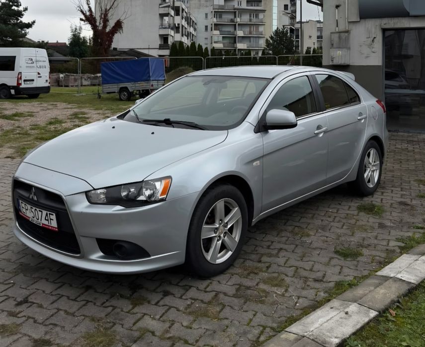 Mitsubishi Lancer 1,5 2010r