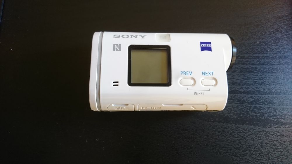 2X 
Sony HDR-AS200 + comando remoto M-LVR2