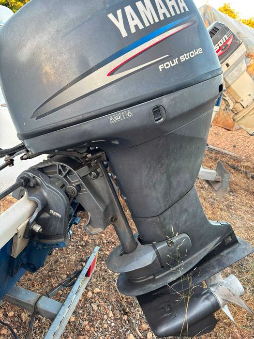 Motor Yamaha de barco