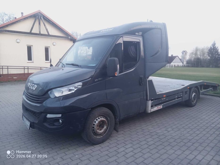 Iveco daily 3.0 2019 autotransporte Laweta