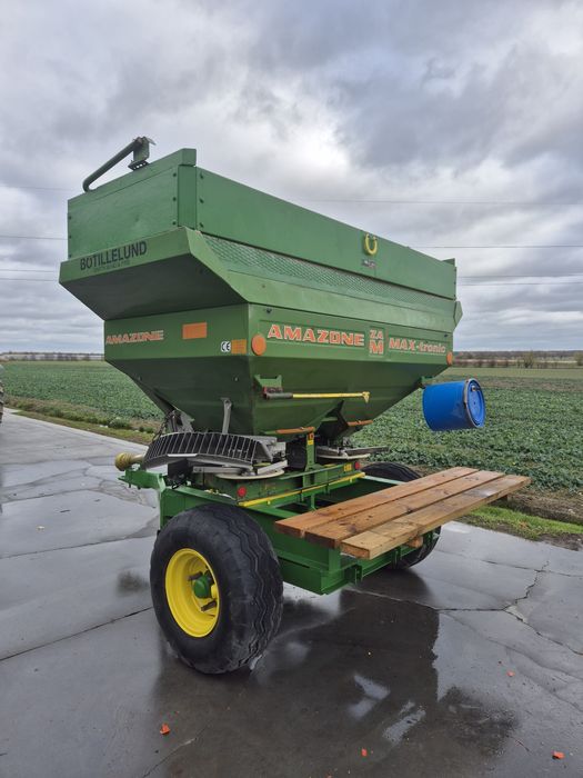 Rozsiewacz Amazone ZA-M MAX Tronic