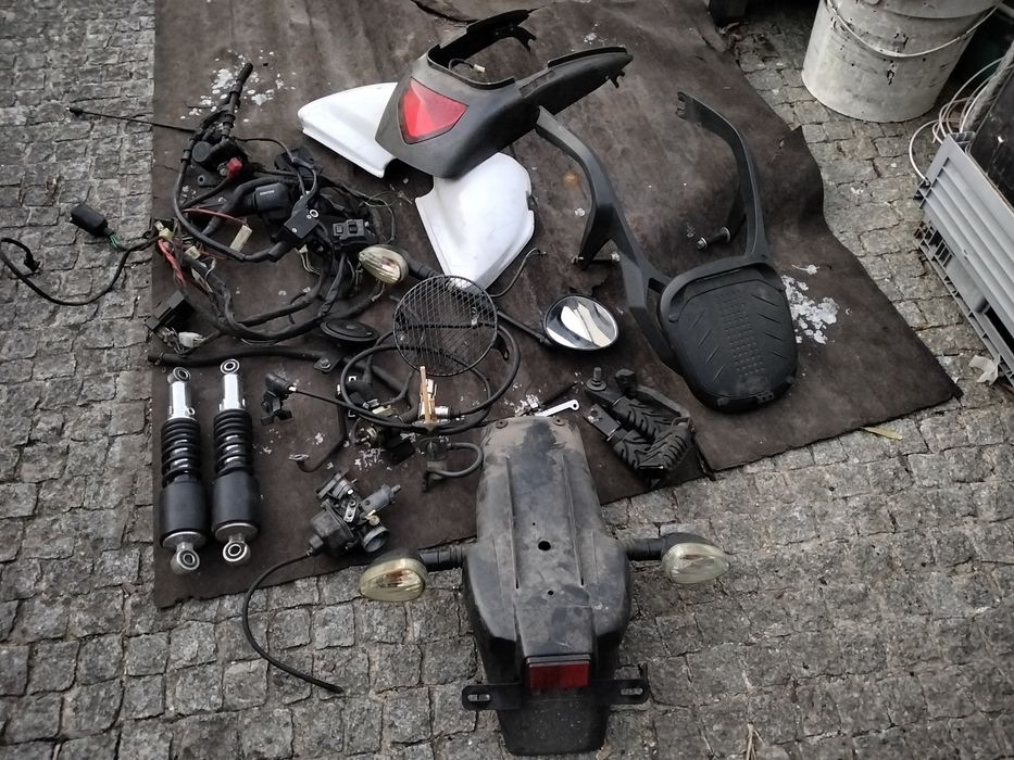 Peças de moto Zontes 125 3A  2017