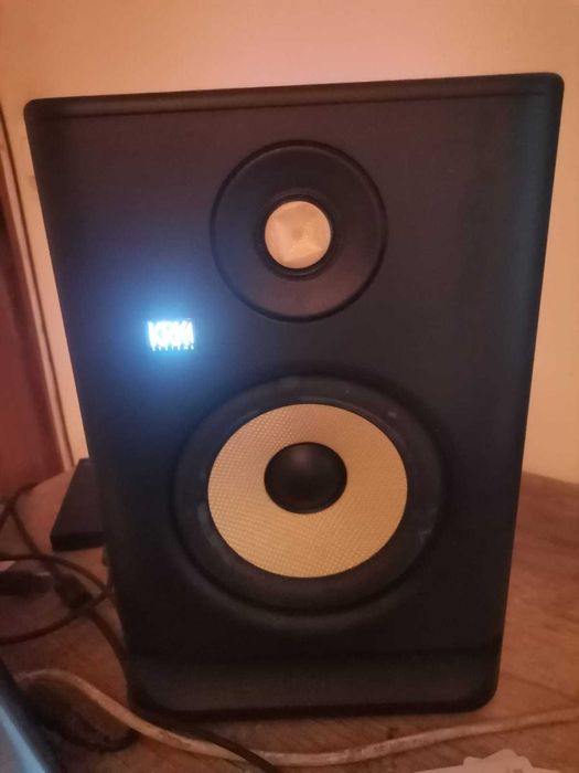 Monitores de estúdio - KRK Rokit RP5G4