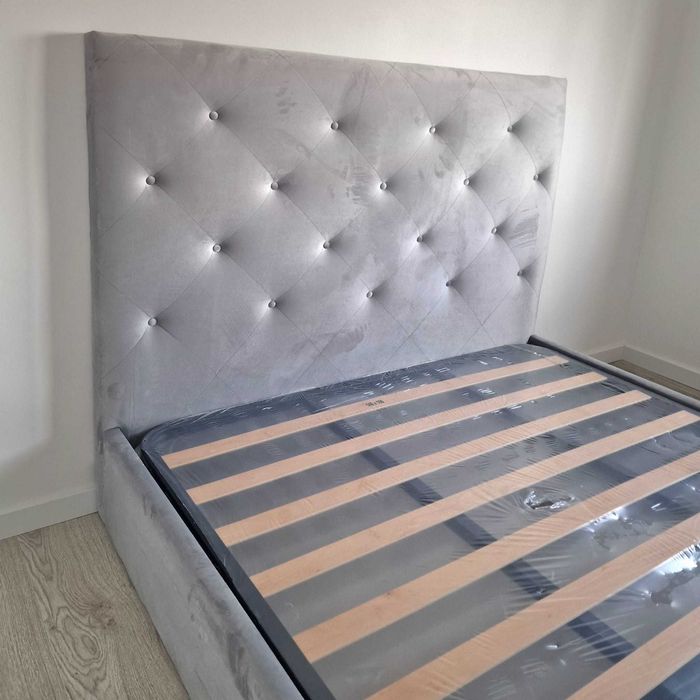 Camas De Casal Estofadas Top de Gama 190x140m Estrado Incluído 199€ !!