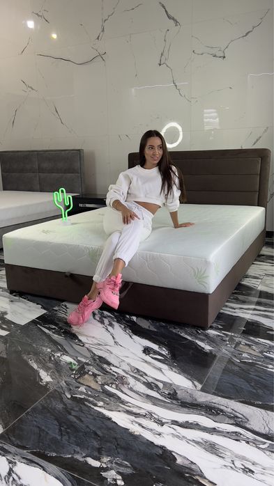 Мягкая кровать «Эмилия» с матрасом в наличии Днепр