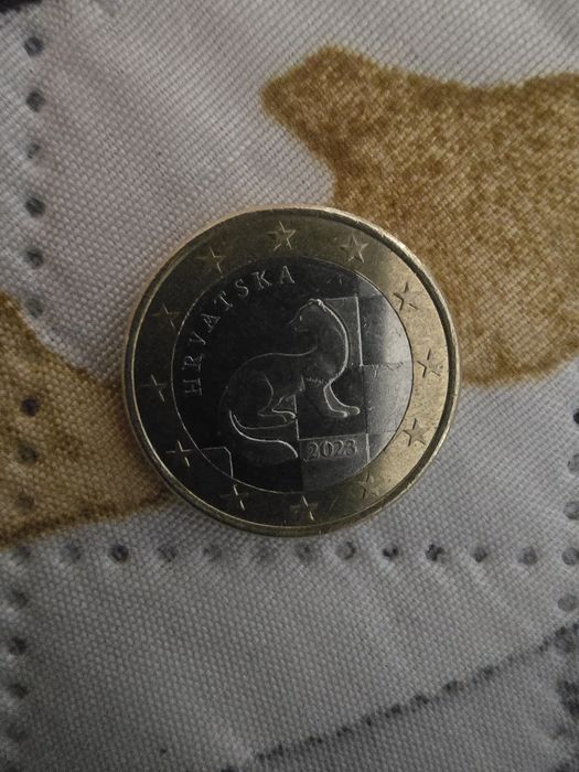 Moeda 1e estado nova