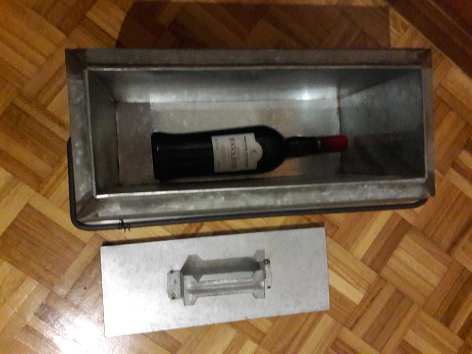 caixa térmica antiga