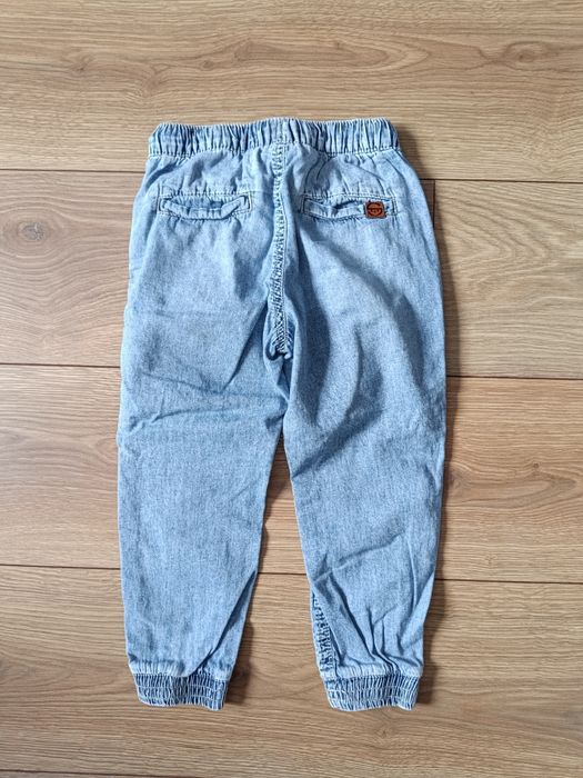 Elegancki zestaw na dzień babci spodnie jogger koszula krótki 104