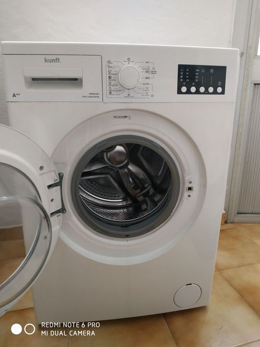 Máquina de lavar roupa Kunft 7G