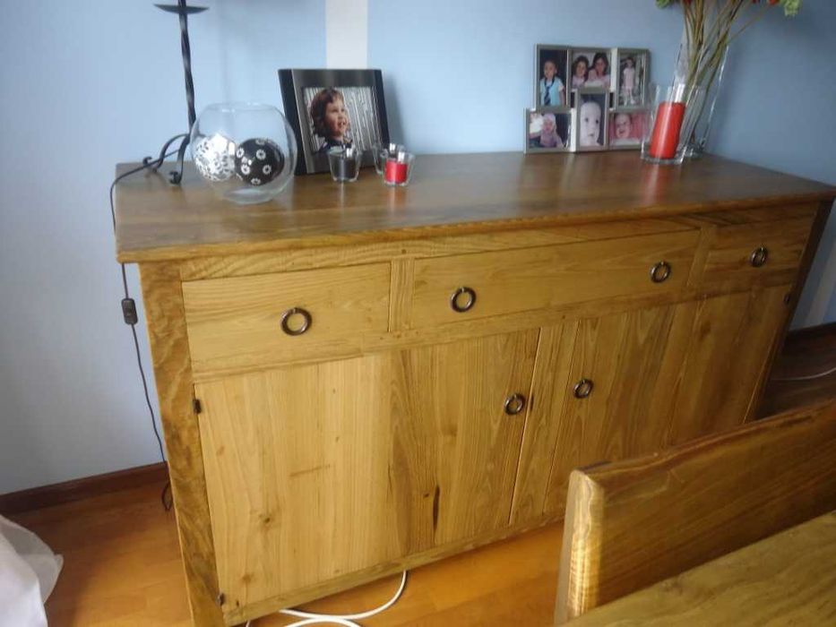 Mobilia sala e sofá