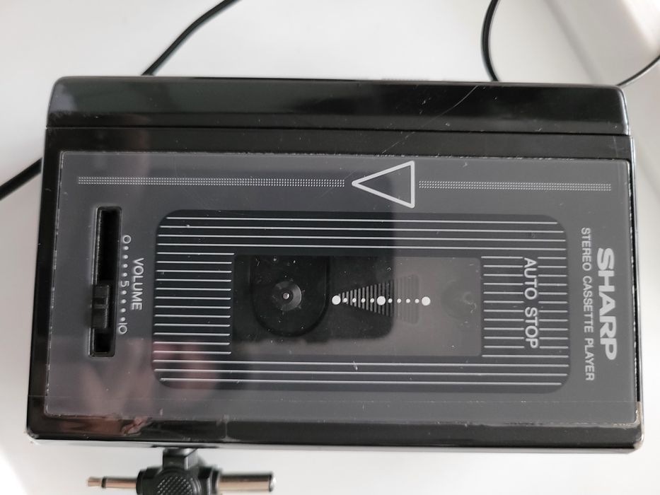 Walkman Sharp JC- 105 BK- nadal sprawny