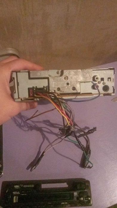 Kenwood  оригинальный, съемная панель. стояла на машине,рабочая.