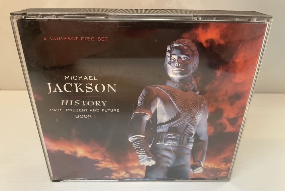 Michael Jackson – HIStory - Past, Present And Future - Book I