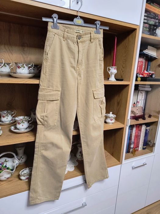 Beżowe spodnie cargo XXS