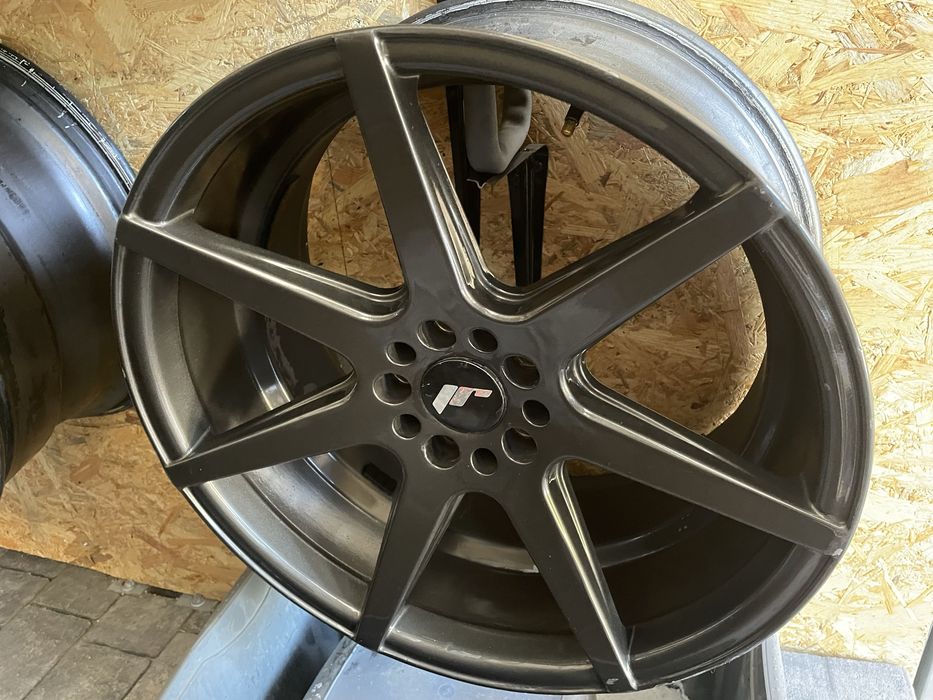Felgi Japan Racing JR20 19 9,5 5x112 / 5x114,3 et40