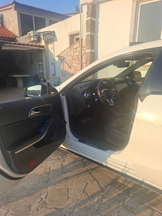 Mercedez benz cla 220cdi pack AMG
