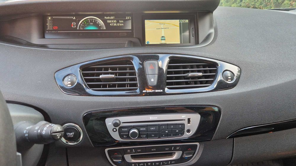 Renault Scenic III 2012 r. 1.4 benzyna