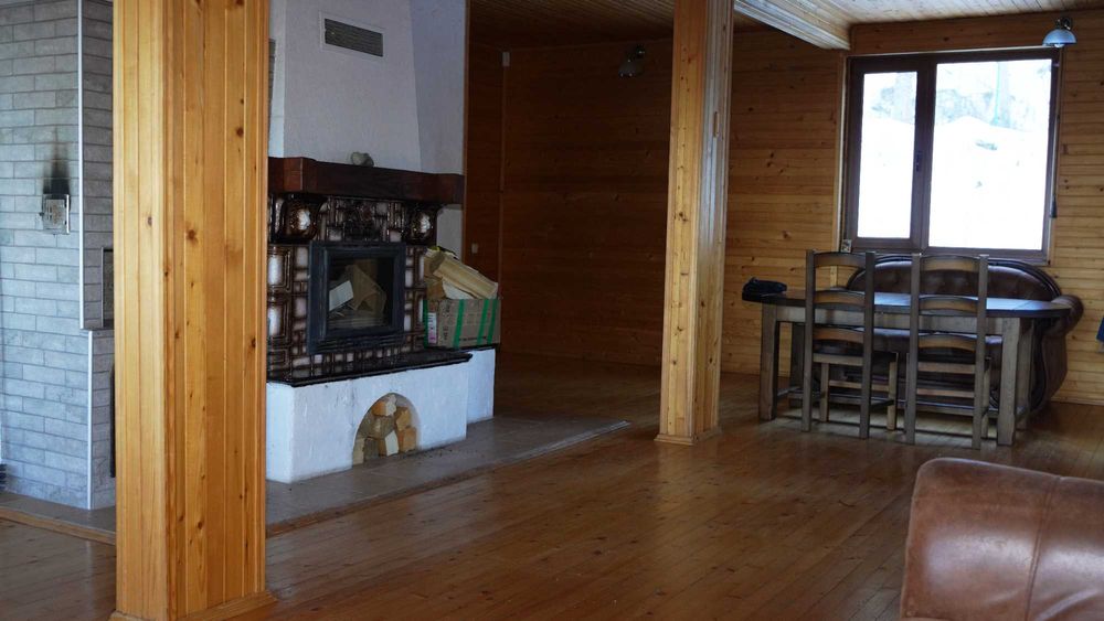 Каркасний будинок с.Буковець 145 кв + 9 соток