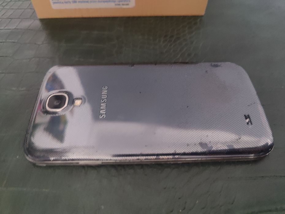 Samsung S4 LTE GT-I9505  2 Sztuki