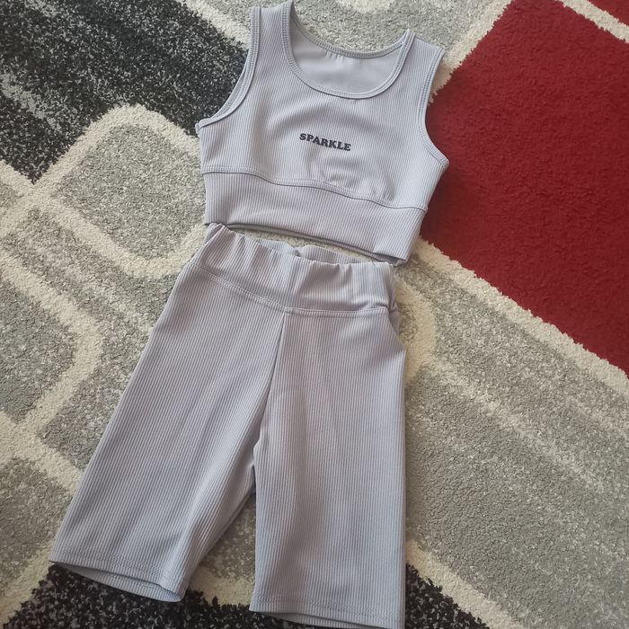 Костюмчик для дівчинки...