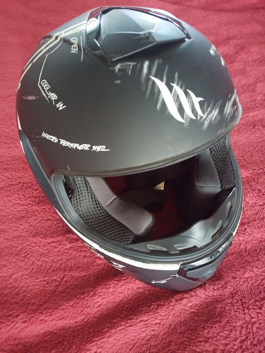 Мотошлем Thunder 3 MT HELMETS