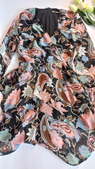 Весняна сукня 44 46 розмір міні