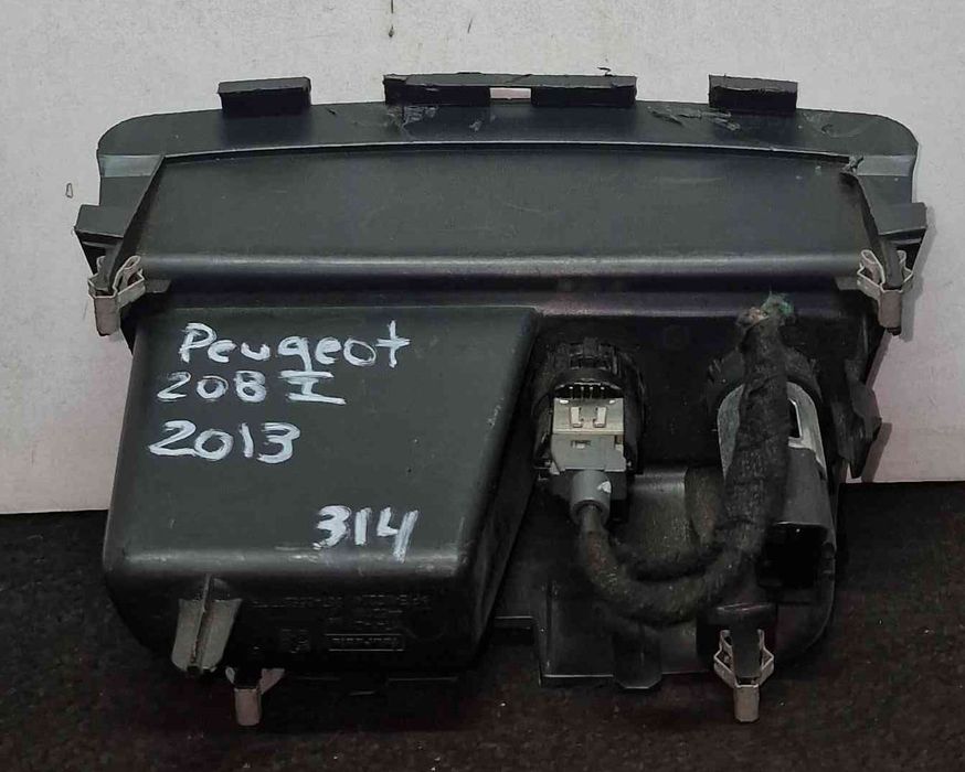 Isqueiro 9674655277 - PEUGEOT 208 I
