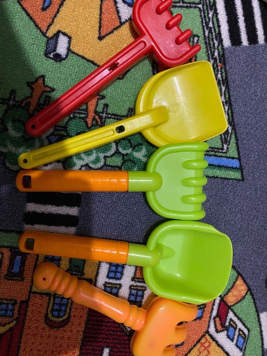 Grabki i łopatki do piasku piaskownicy