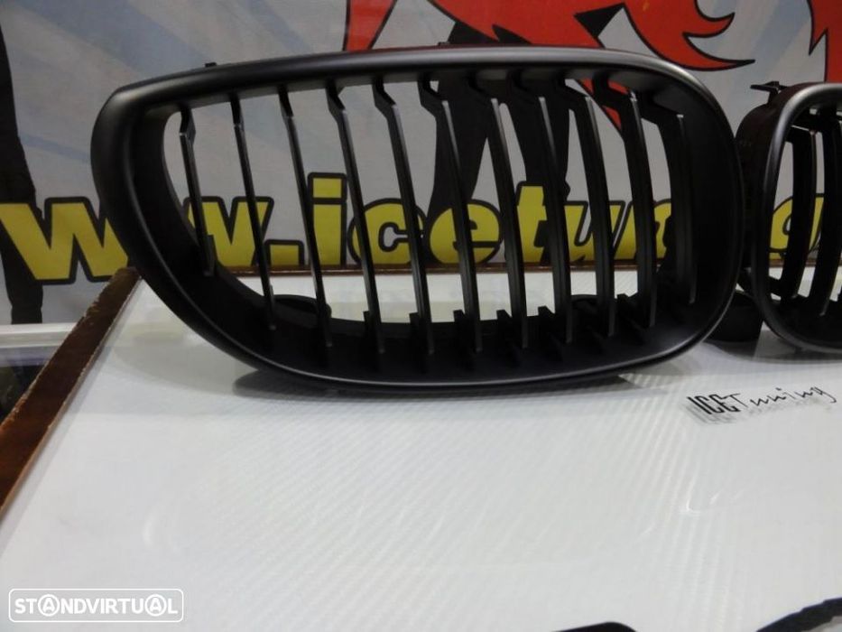 Grelha frontal BMW E60, E61 2003-2010 em preto mate